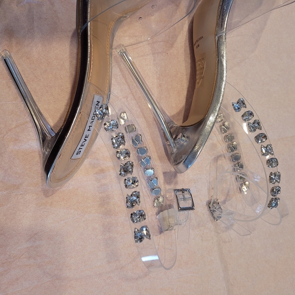 🥳SOLD🥳Steve Madden Vary clear embellished Slingback Pump Shoes - Picture 13 of 14